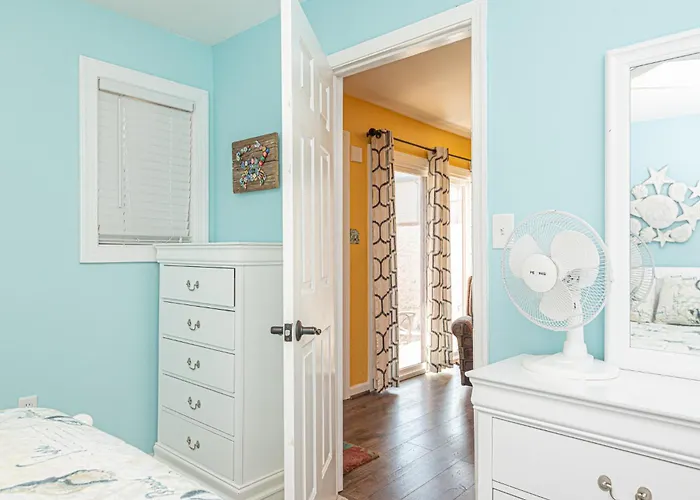 Uptown Oc 2 Bedroom With Pool Sauna And Pickleball * Ocean City