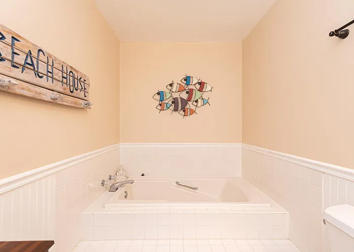 Uptown Oc 2 Bedroom With Pool Sauna And Pickleball Holiday home Ocean City